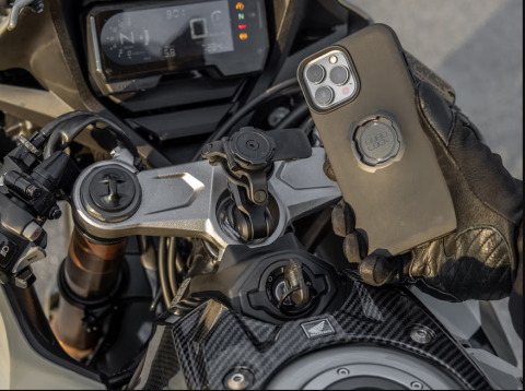 Husa Quad Lock pentru iPhone 16 Plus [3]