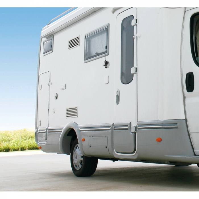 Incarcator cu dublu USB -Fix Trek 2, rezistent la apa fixare cu suruburi sau banda dubla adeziva - Ultra Fast Charge - 5400 mA - 12/24V [3]