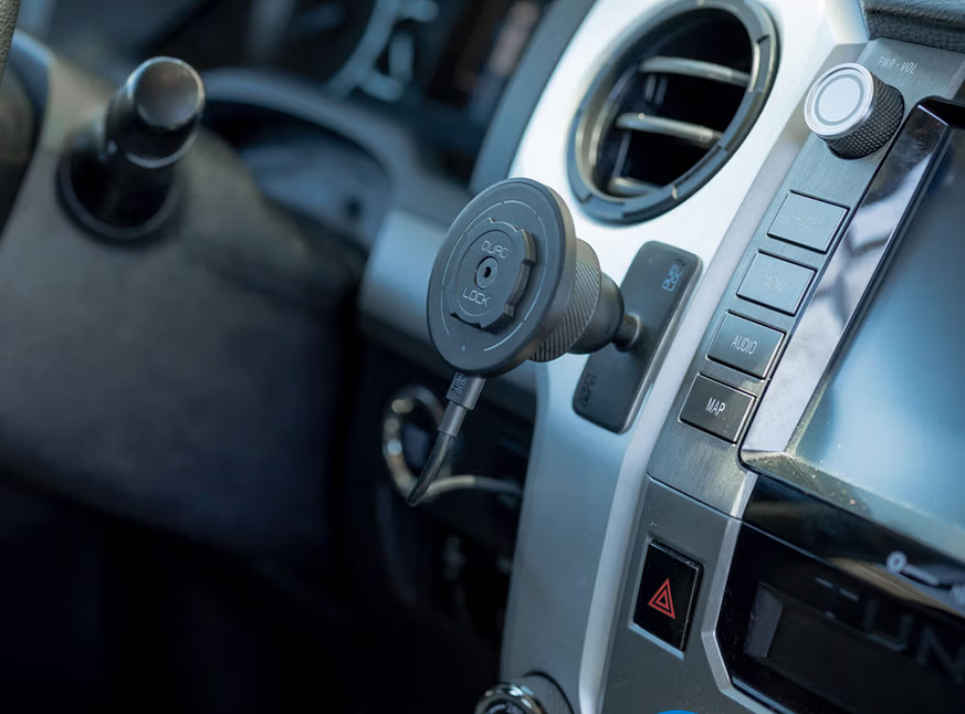 Incarcator wireless pentru masina Quad Lock MAG [2]