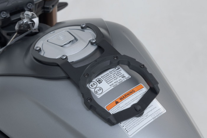 Inel pentru fixare gentuta rezervor PRO Negru. CFMoto 700CL-X Heritage (22-). Sw-Motech [2]