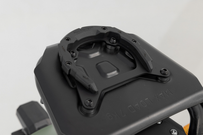 Inel pentru fixare gentuta rezervor PRO Negru. Royal Enfield Himalayan (21-). Sw-Motech [3]