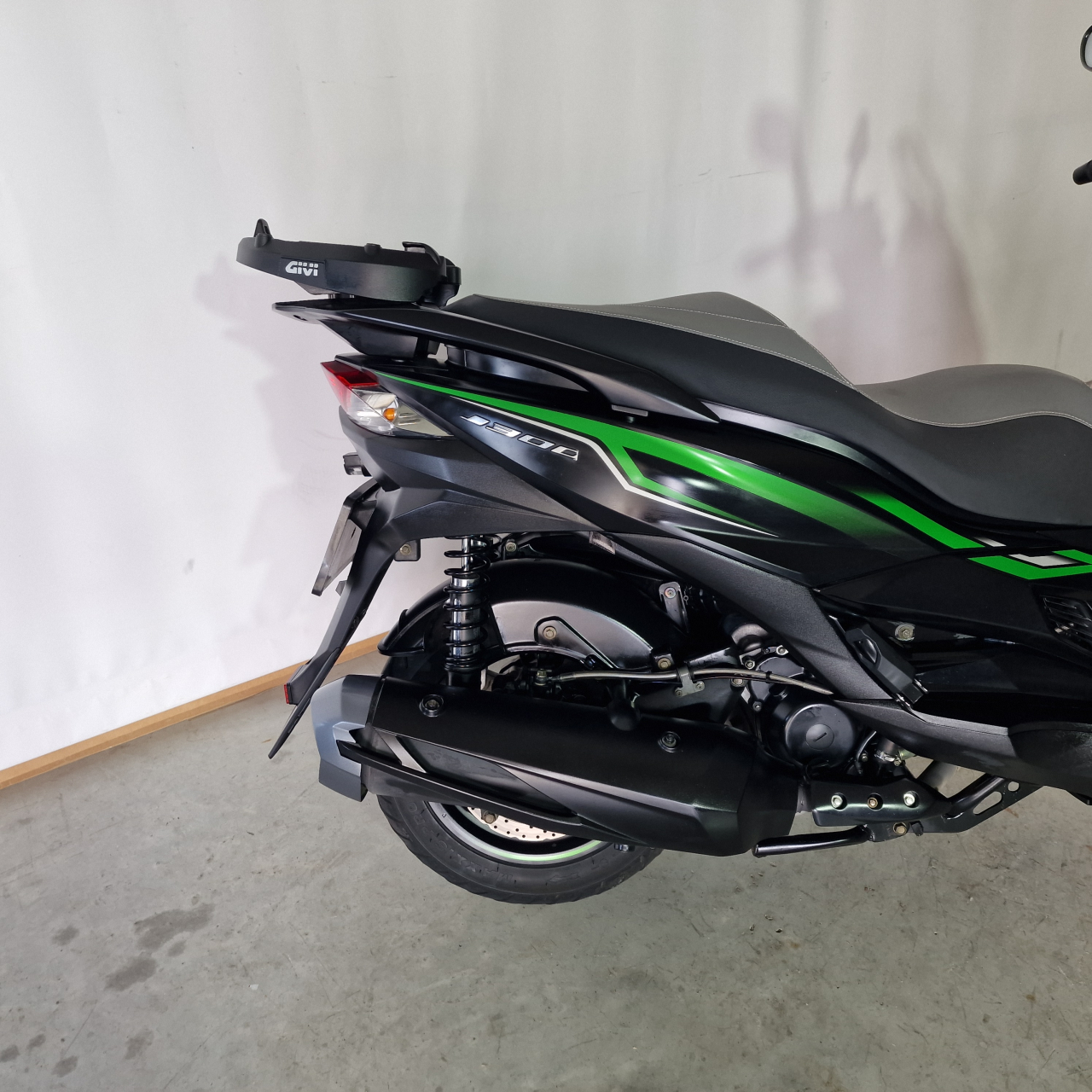 Kawasaki J300 ABS | An 2020 | K11307 [3]
