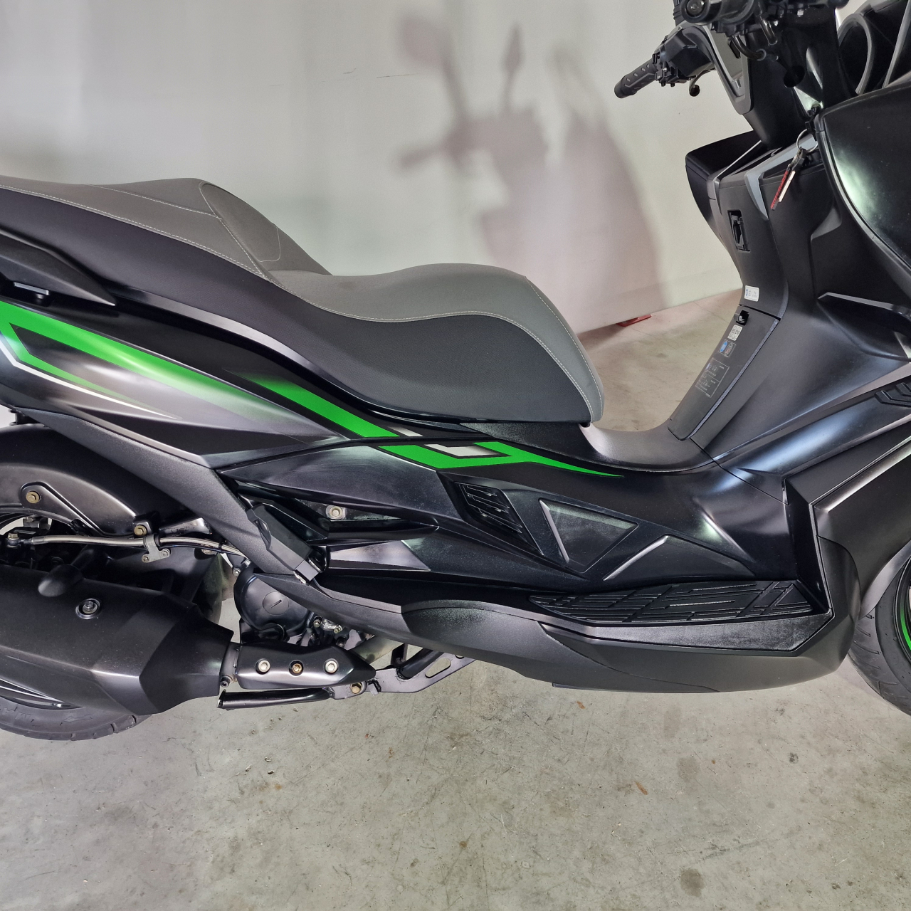 Kawasaki J300 ABS | An 2020 | K11307 [4]