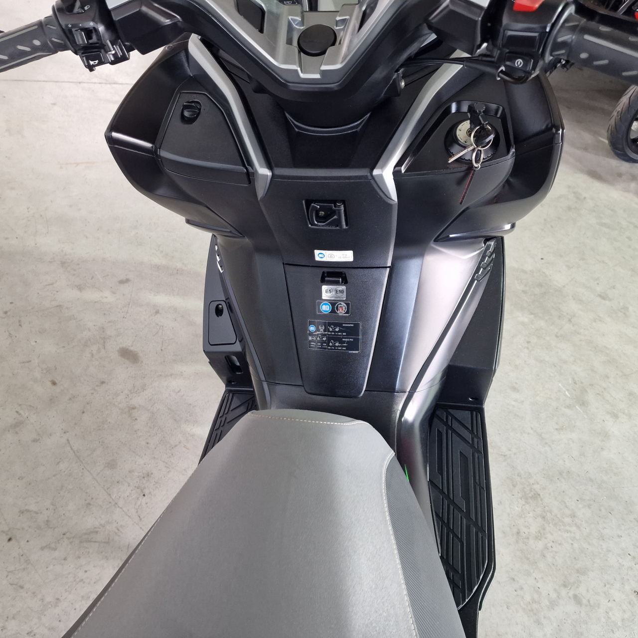 Kawasaki J300 ABS | An 2020 | K11307 [9]