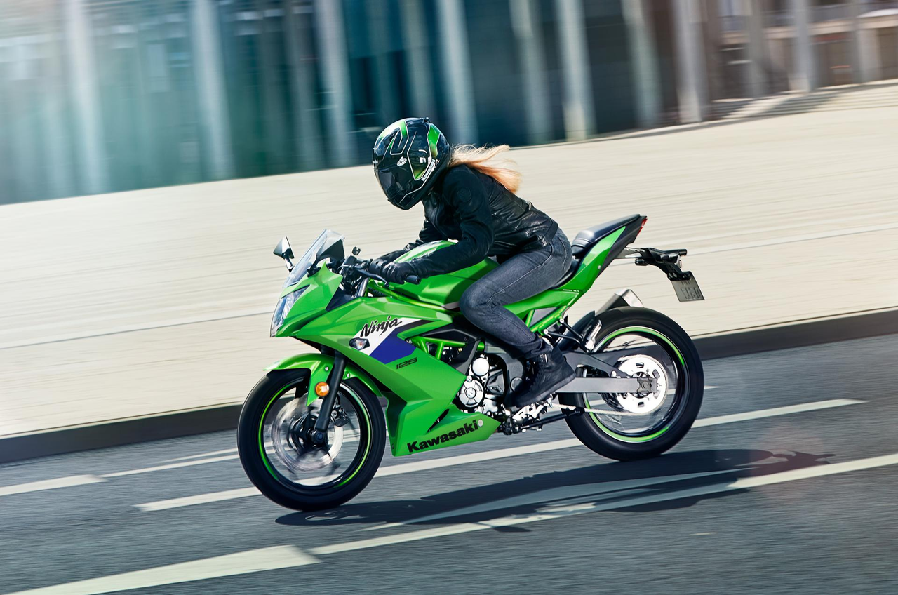 Kawasaki Ninja 125 [5]