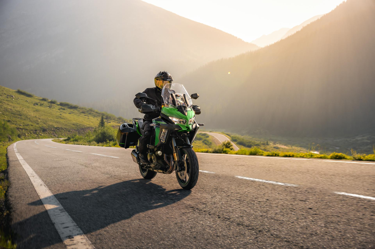 Kawasaki Versys 1100 SE [8]