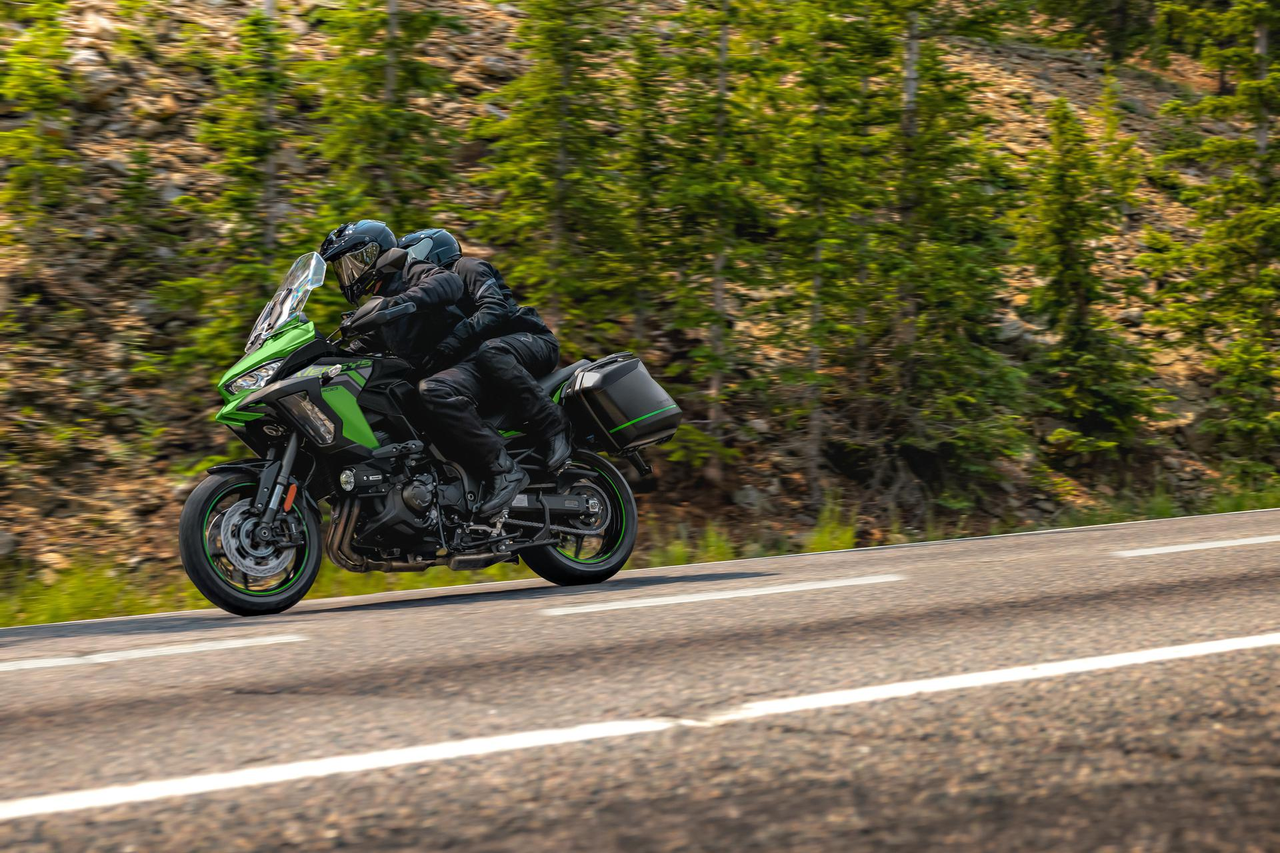 Kawasaki Versys 1100 SE [9]