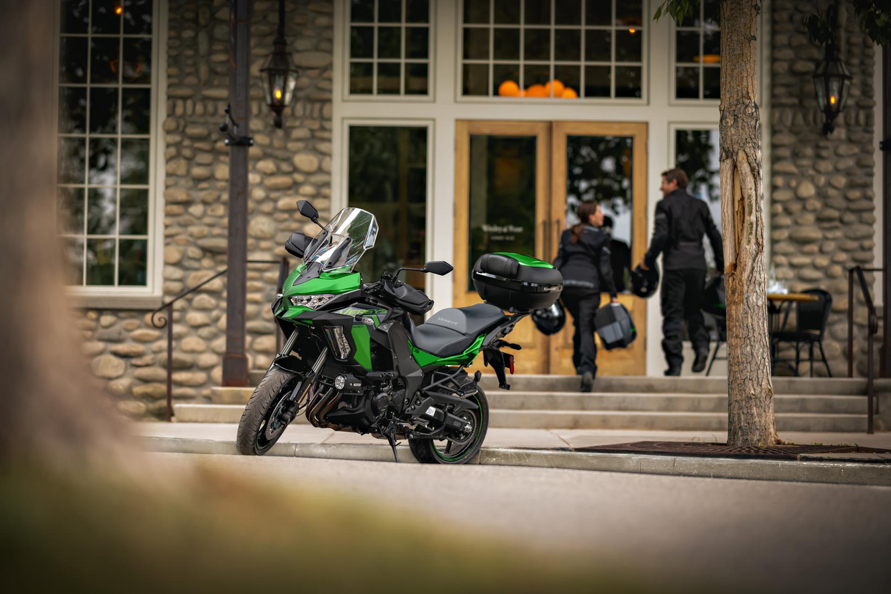 Kawasaki Versys 1100 SE [7]