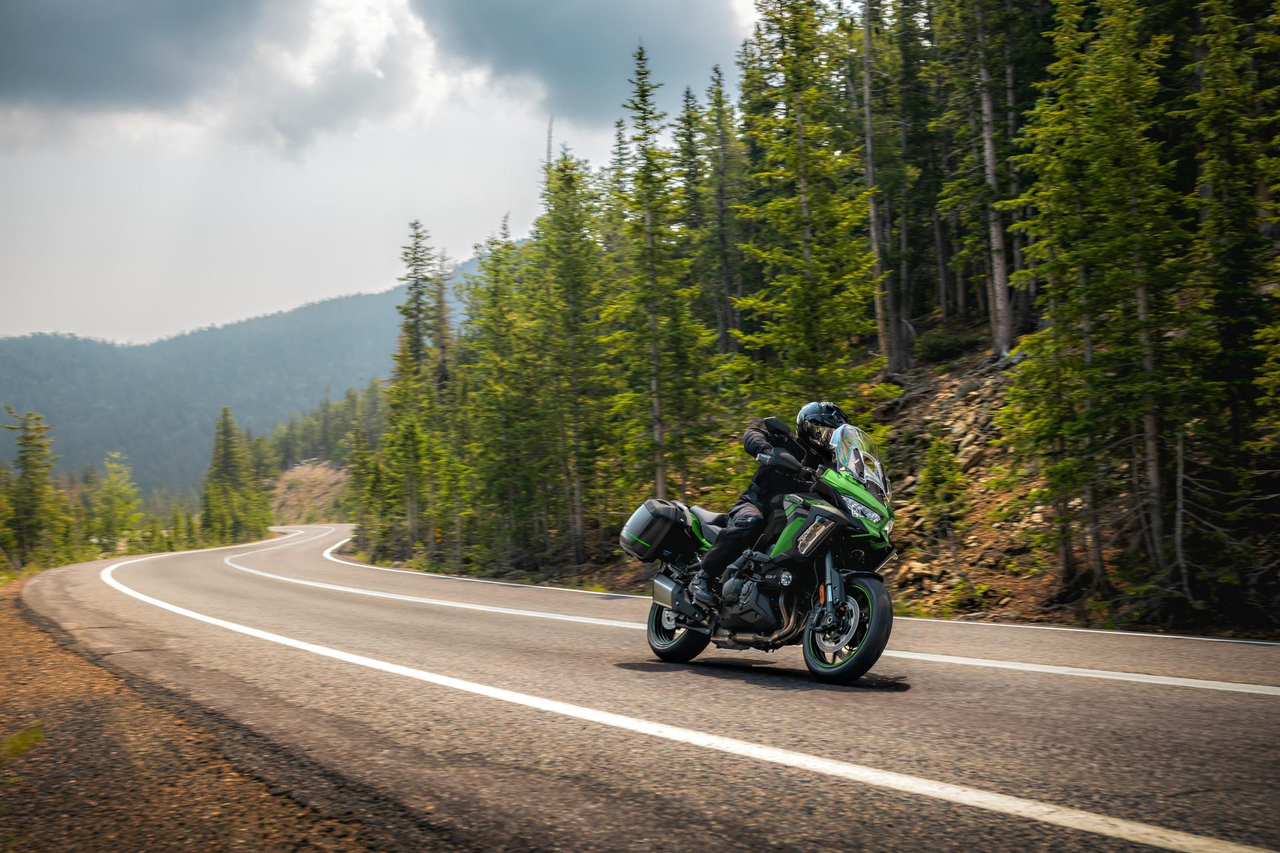 Kawasaki Versys 1100 SE [4]