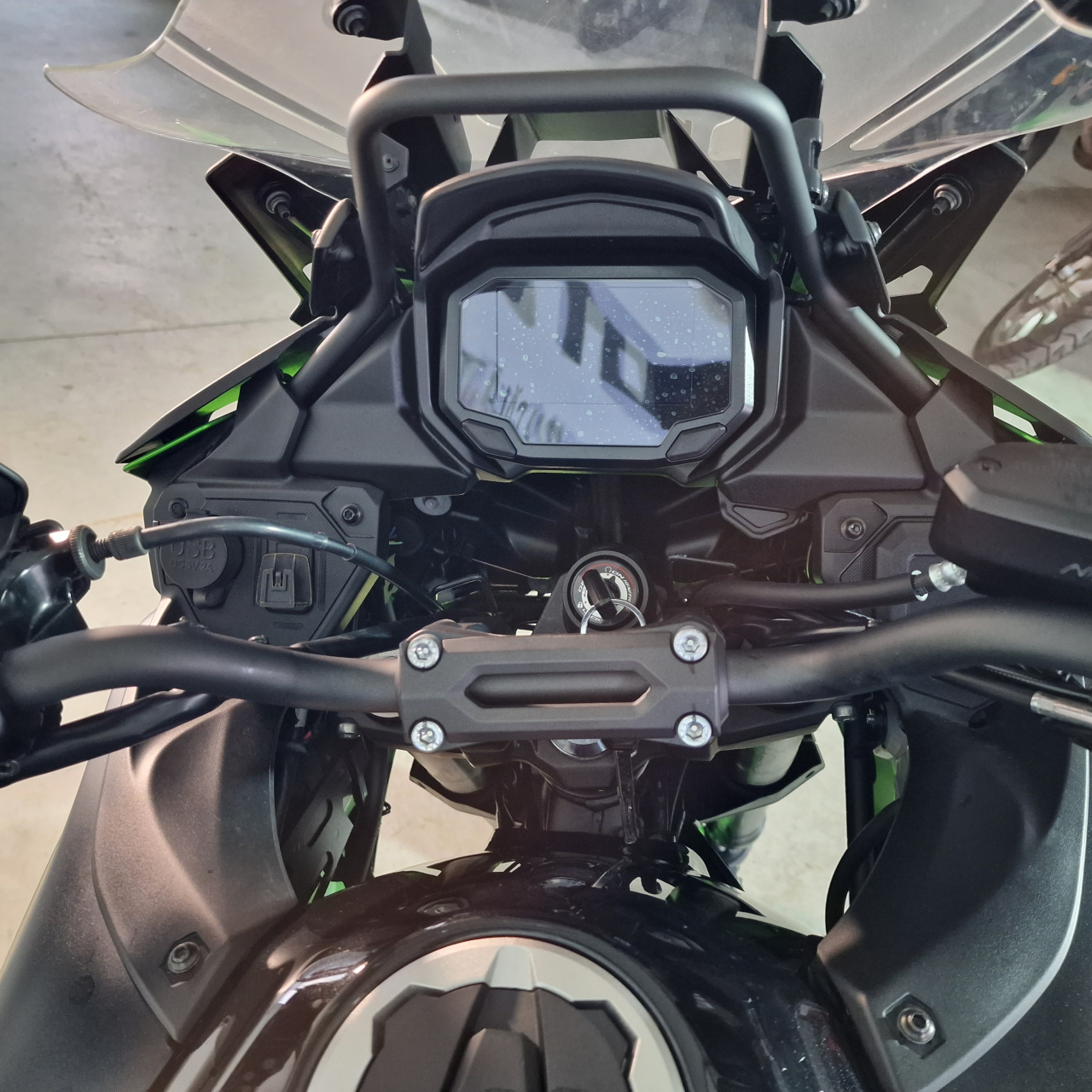 Kawasaki Versys 650 ABS | An 2023 | K08268 [6]