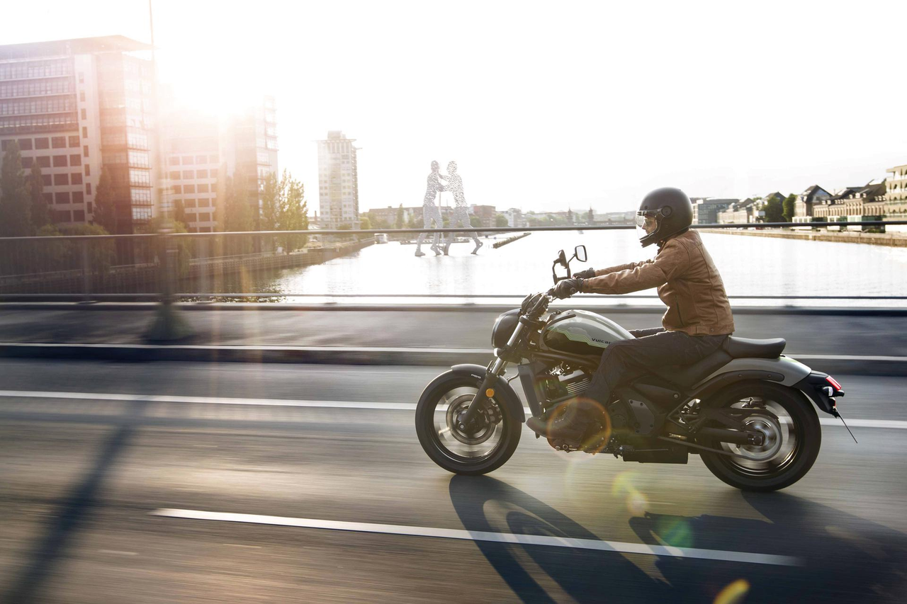 Kawasaki Vulcan S [8]