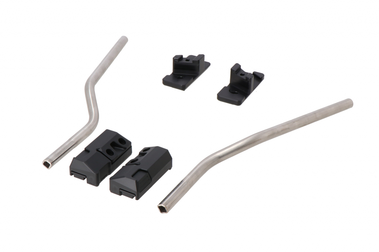 Kit montaj genti laterale Blaze Schwarz. Triumph Street Triple 765 (19-). [1]