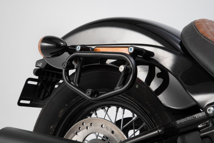 Set Genti Laterale Legend Gear LC Harley Davidson Softail Street Bob (18-). [5]