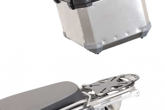 Legend Gear tank strap set Scrambler models (14-). With LA1 accessory bag. [4]