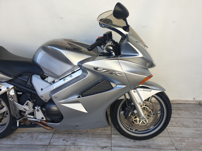Motocicleta Honda VFR 800 800cc 107CP - H00134 [5]
