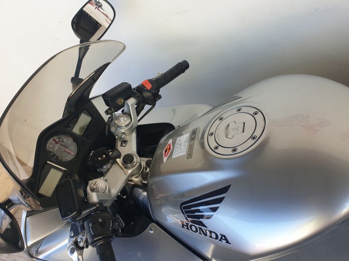 Motocicleta Honda VFR 800 800cc 107CP - H00134 [14]