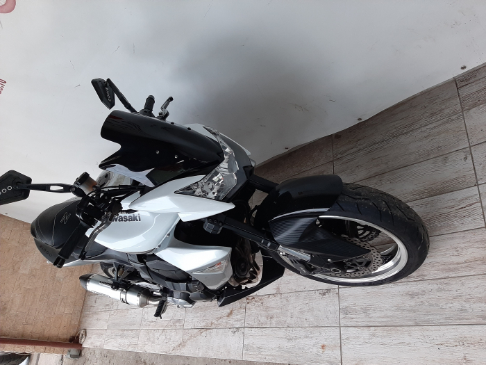 Motocicleta Kawasaki Z1000 1000cc 123CP - K31121 [6]
