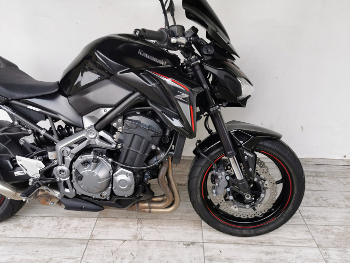 Motocicleta Kawasaki Z900 ABS 900cc 123.5CP - K00419 [4]