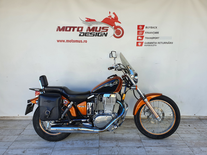 Motocicleta Suzuki Boulevard S40 650cc - S00818 [1]