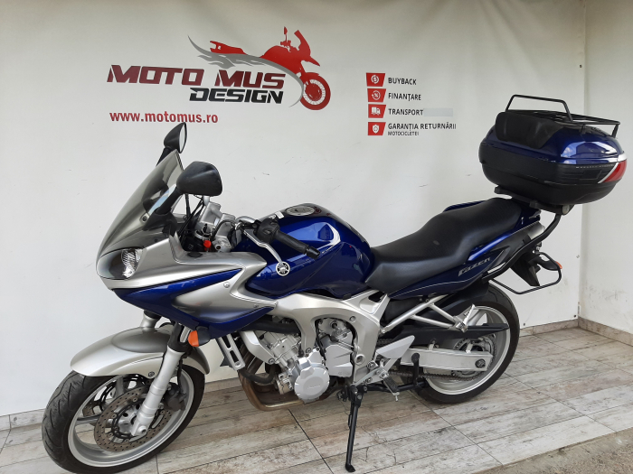 Motocicleta Yamaha FZ6 Fazer 600cc 76.5CP - Y01059 [8]