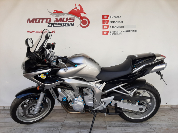 Motocicleta Yamaha FZ6 Fazer 600cc 96.5CP - Y04617 [7]