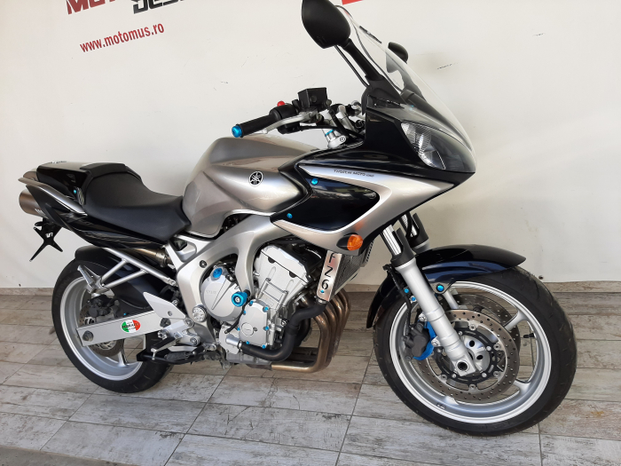 Motocicleta Yamaha FZ6 Fazer 600cc 96.5CP - Y04617 [5]