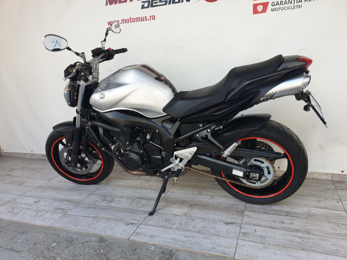 Motocicleta Yamaha FZ6 S2 600cc 96.5CP - Y12089 [16]