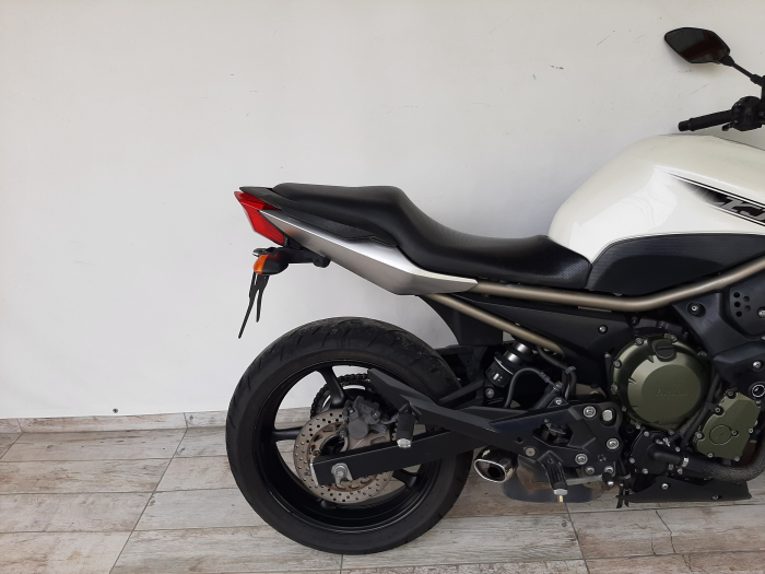 Motocicleta Yamaha XJ6 600cc 76.5CP - Y01775 [3]