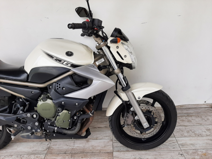Motocicleta Yamaha XJ6 600cc 76.5CP - Y01775 [4]