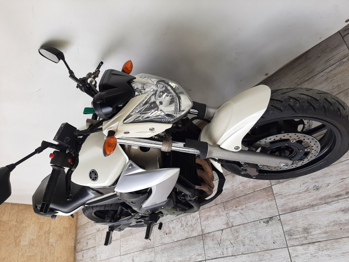 Motocicleta Yamaha XJ6 600cc 76.5CP - Y01775 [6]