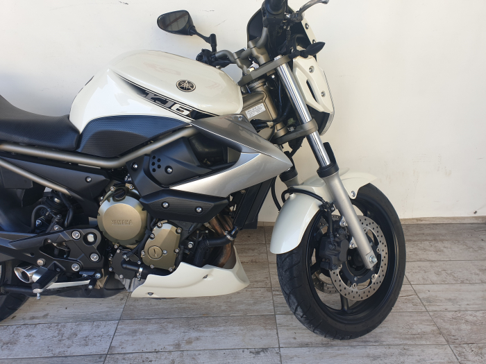 Motocicleta Yamaha XJ6 600cc 76CP - SUPERBA - Y04459 [4]