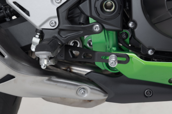 Pedala Frana Kawasaki Z900 (16-). Sw-Motech [2]