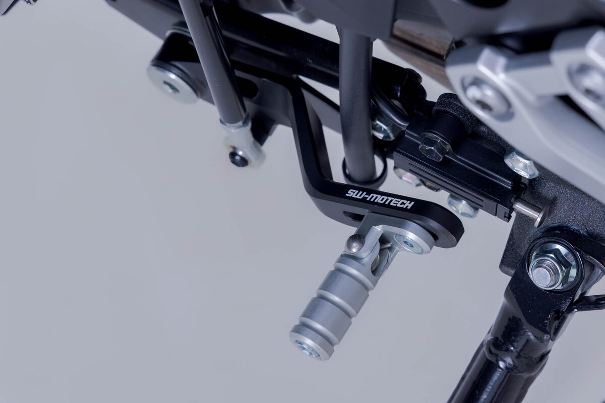 Pedala schimbator viteza Reglabil Suzuki GSX-8S / GSX-8R (22-). [7]