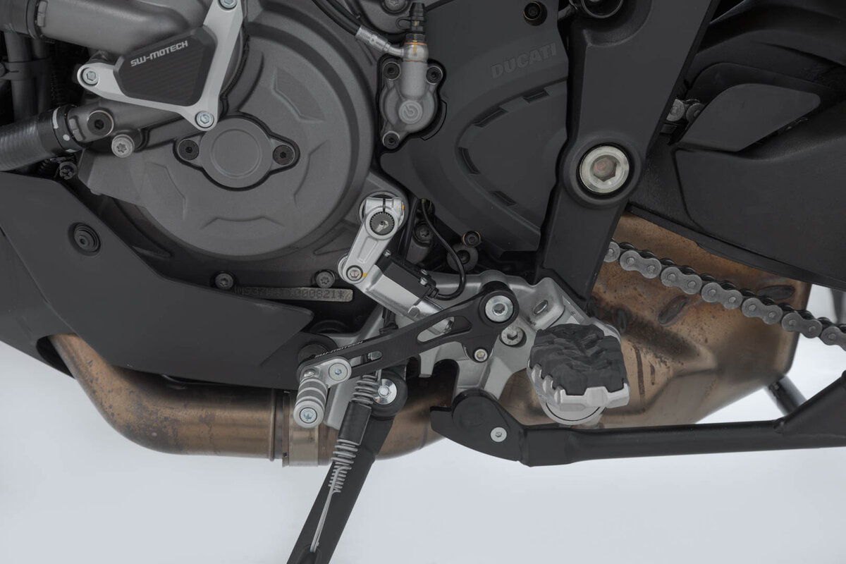 Pedala schimbator viteze Ducati Multistrada 950 (18-)/1260 (17-)/V2 (21-). [4]