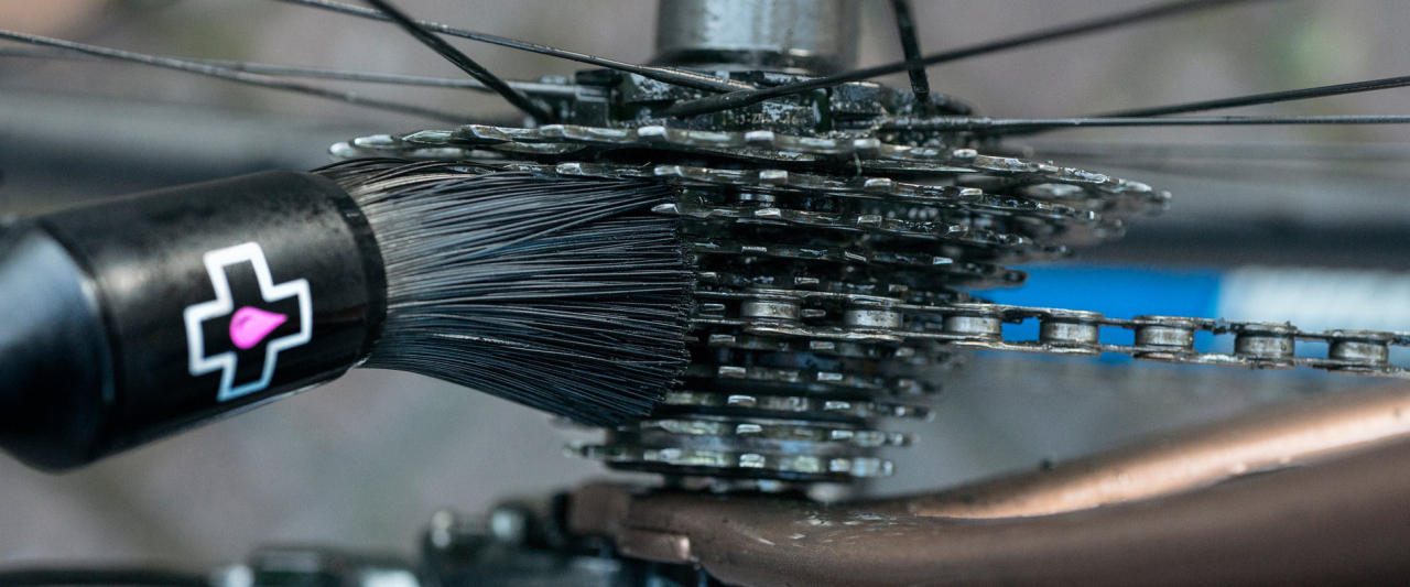 Perie Sistem Transmisie Muc-Off [2]