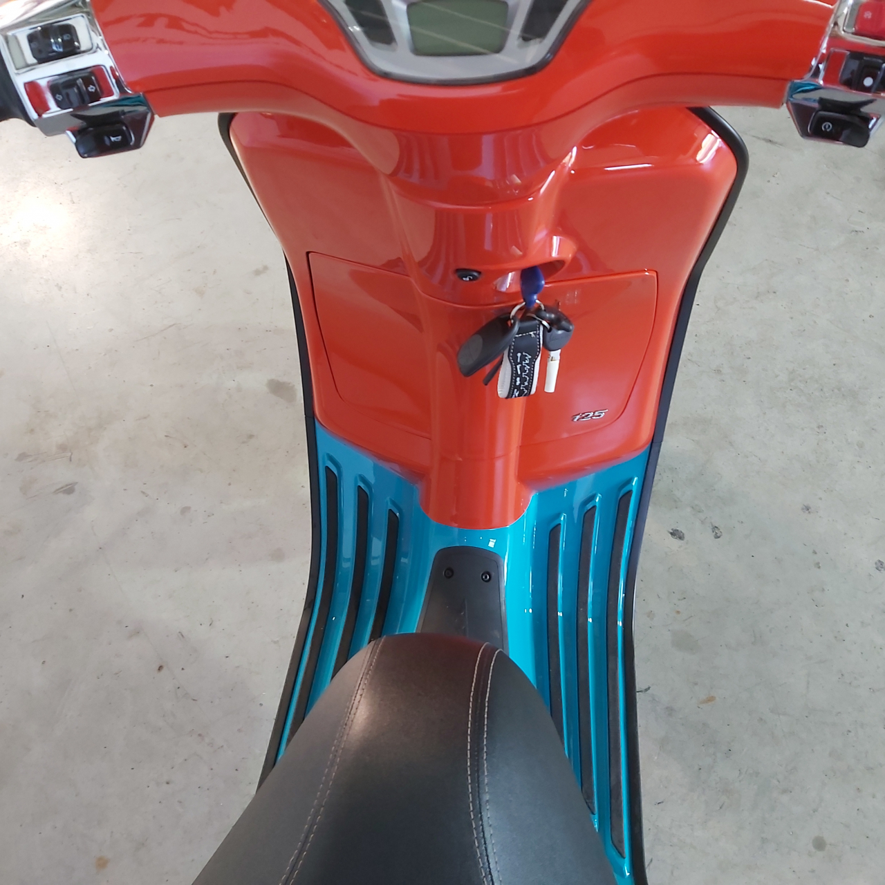 Piaggio Vespa ABS | An 2024 | P44736 [9]