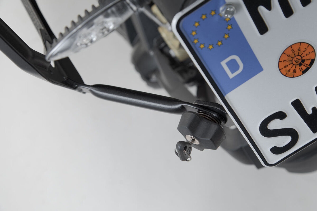 Protectie antifurt pentru suporturile PRO - 2 chei, 2 incuietori [2]