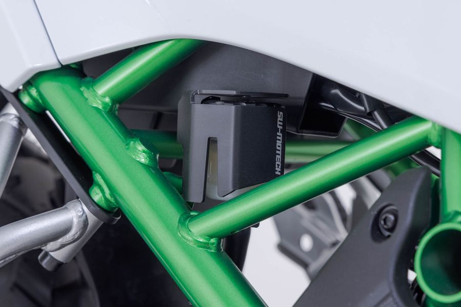 Protectie rezervor lichid frana Sw-Motech Negru Kawasaki KLE500 / KLE500 SE (26-) [2]