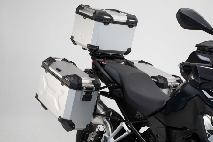 Set 3 cutii Adventure cu sistem fixare Argintiu. BMW F 750/850 GS. Stainless steel rack. [2]
