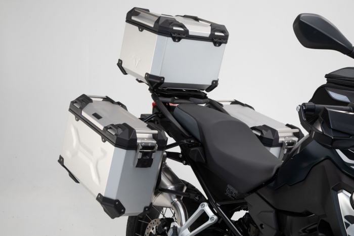 Set 3 cutii Adventure cu sistem fixare Negru. BMW F 750/850 GS. Plastic rack. [2]