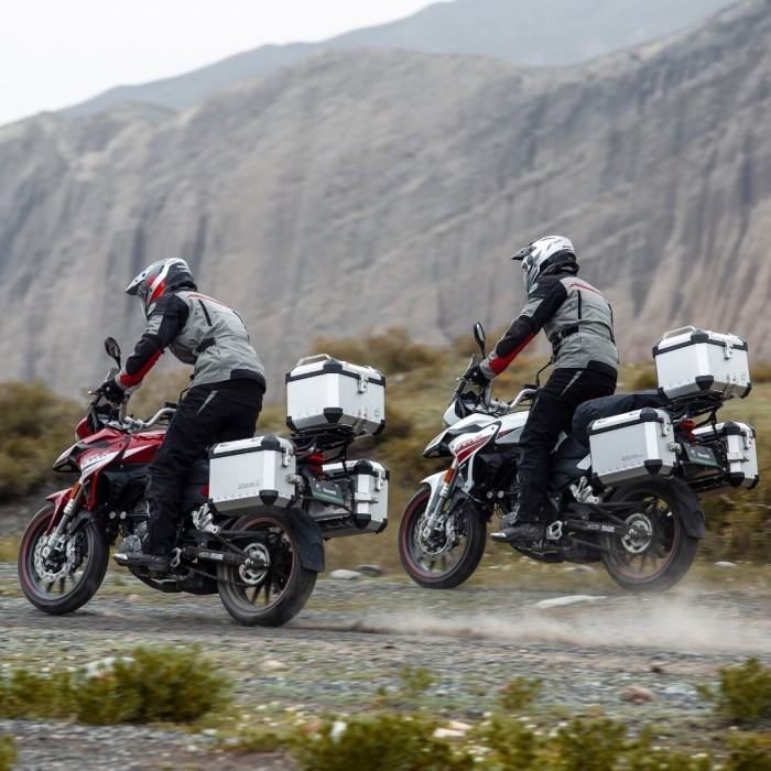 Set cutii din aluminiu pentru Benelli TRK 251 [2]