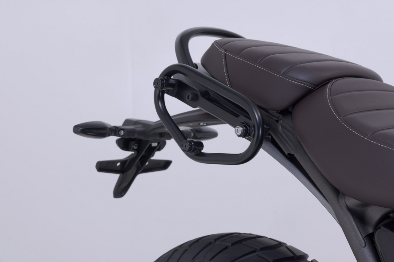 Set genti laterale Urban ABS cu sistem fixare 2x 16.5 l. Triumph Speed 400 (23-). [3]