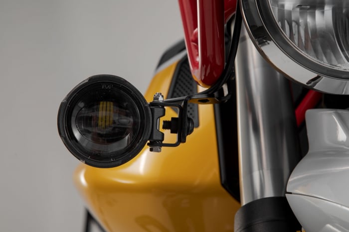 Sistem fixare lumini suplimentare Negru. Moto Guzzi V85 TT (19-). [2]