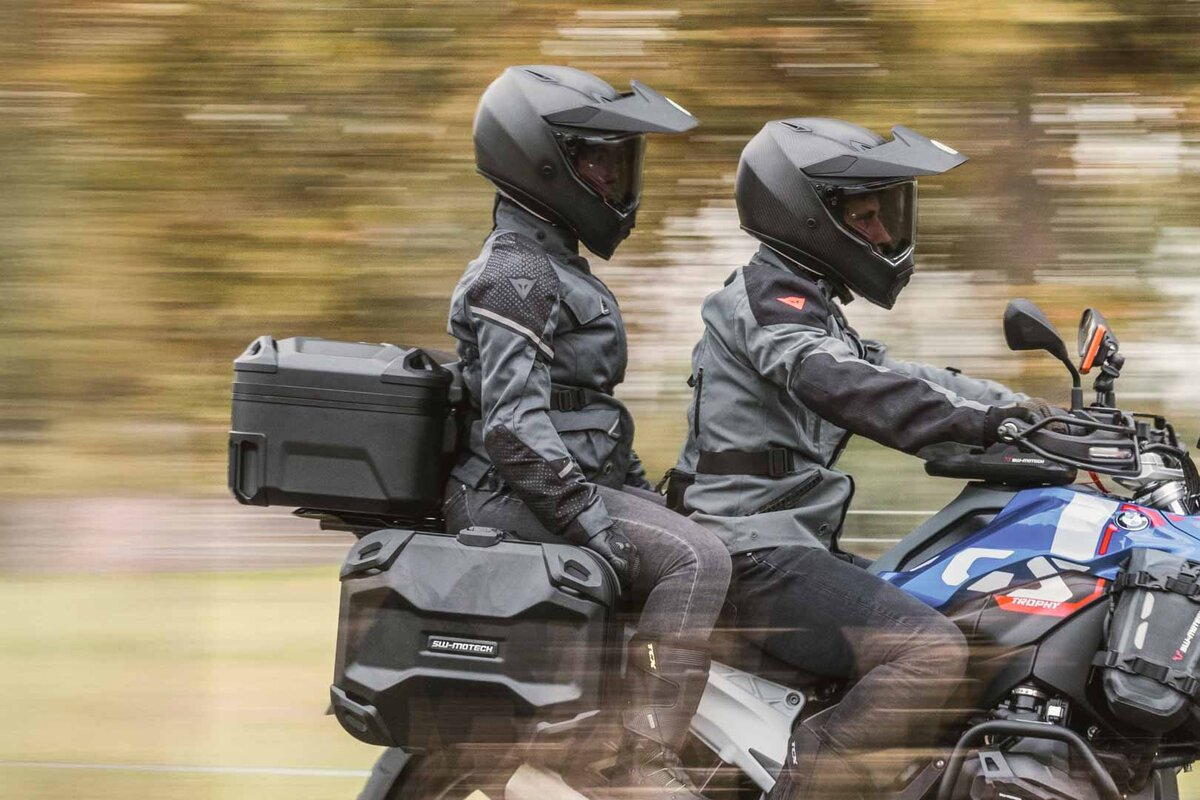 Spatar pasager pentru top case DUSC M/L Sw-Motech [3]