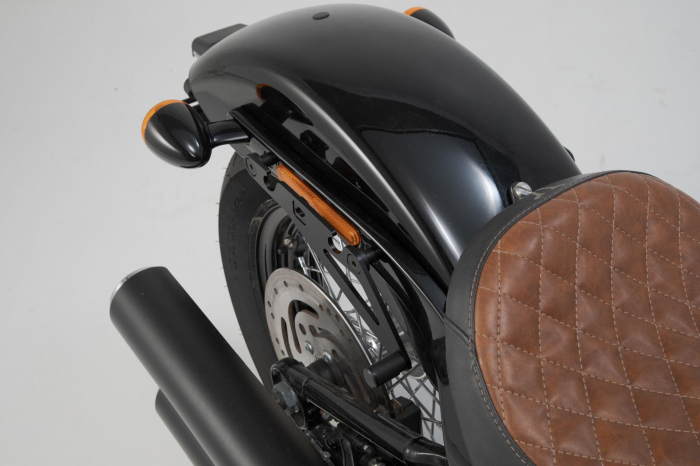 Suport fixare geanta laterala dreapta SLH Harley-Davidson Street Bob/ Slim (17-). [2]