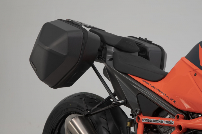 Suport geanta SLC dreapta KTM 1290 Super Duke R (19-). [5]
