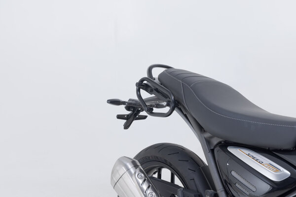 Suport geanta SLC dreapta Triumph Speed 400 / Scrambler 400 X (23-). [3]