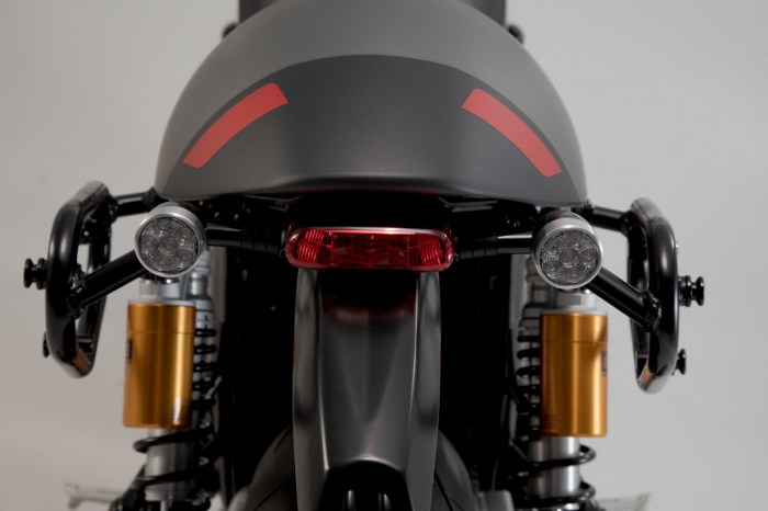 Suport geanta SLC dreapta Triumph Thruxton RS (19-). [7]