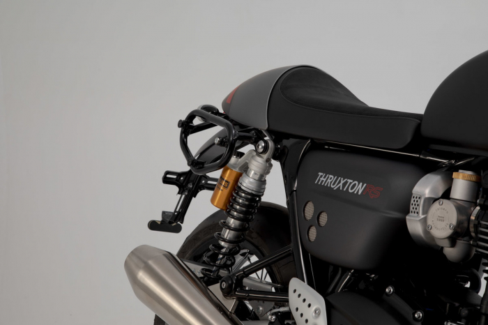 Suport geanta SLC dreapta Triumph Thruxton RS (19-). [2]