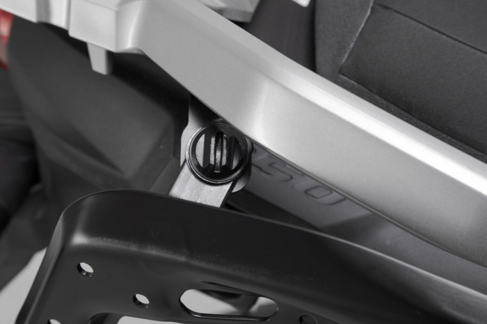 Suport Side Case PRO negru. Suzuki DL 650 (17-). [5]